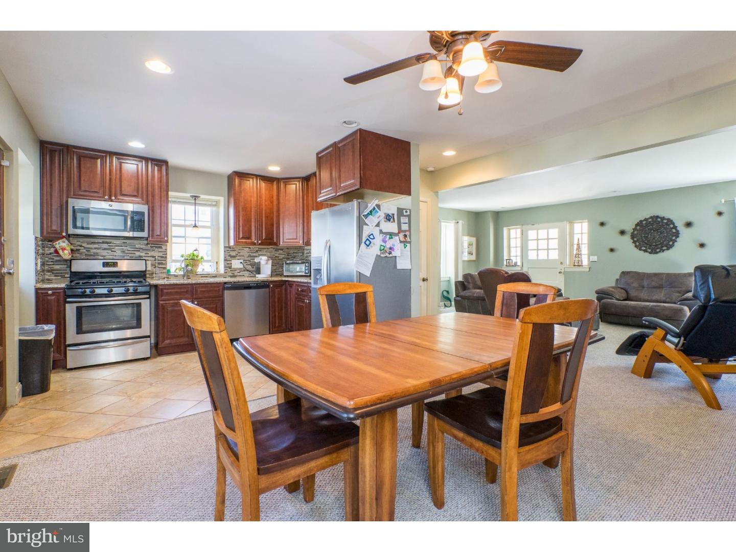 7207 Hilltop Road Upper Darby, PA 19082 - Photo 7 of 23