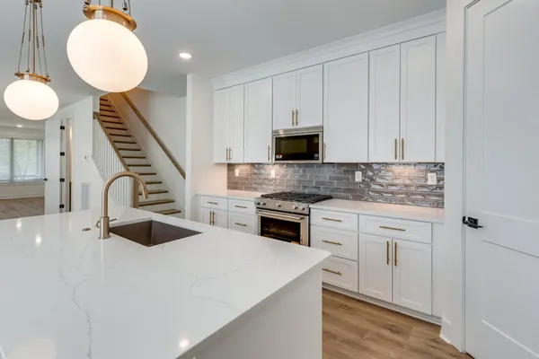 $3,290 | 669 A Westboro Drive, Nashville, TN 37209