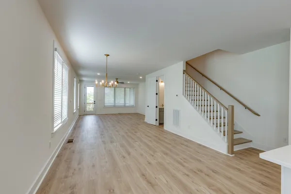 $3,290 | 669 A Westboro Drive, Nashville, TN 37209