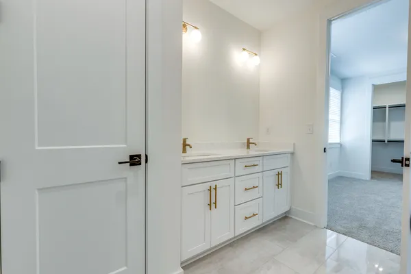 $3,290 | 669 A Westboro Drive, Nashville, TN 37209