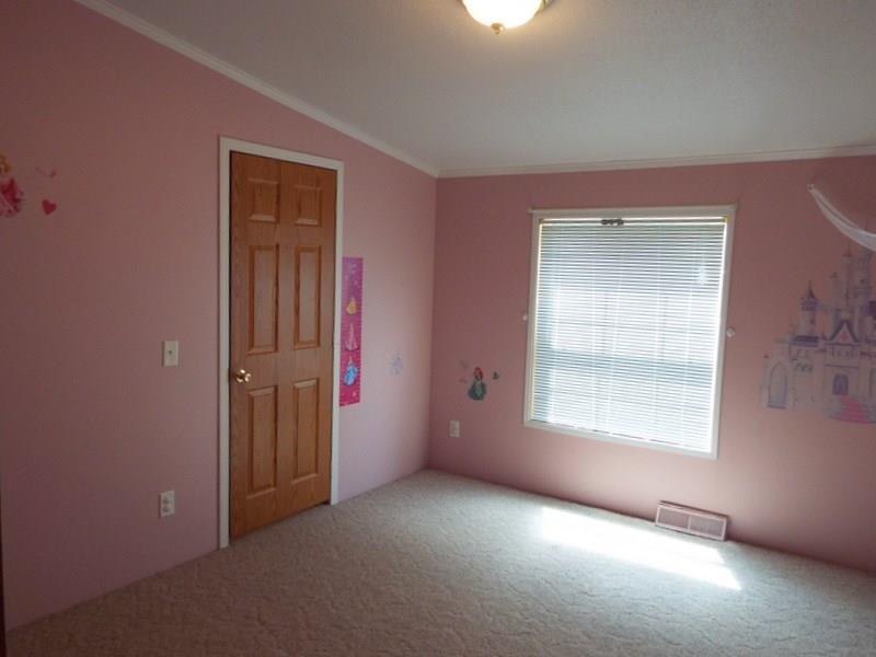 92 Traister Road Rimersburg, PA 16248 - Photo 17 of 22 Bedroom is Princess themed. Seller is leaving all decorations!