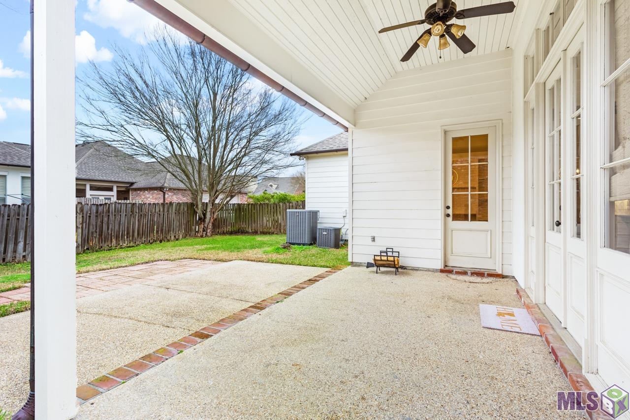 2912 Rue Dauphine Baton Rouge, LA 70810 - Photo 33 of 33 REAR PATIO