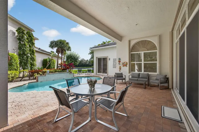 $1,999,000 | 502 VÃa Toledo, Palm Beach Gardens, FL 33418