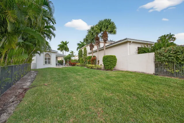 $1,999,000 | 502 VÃa Toledo, Palm Beach Gardens, FL 33418