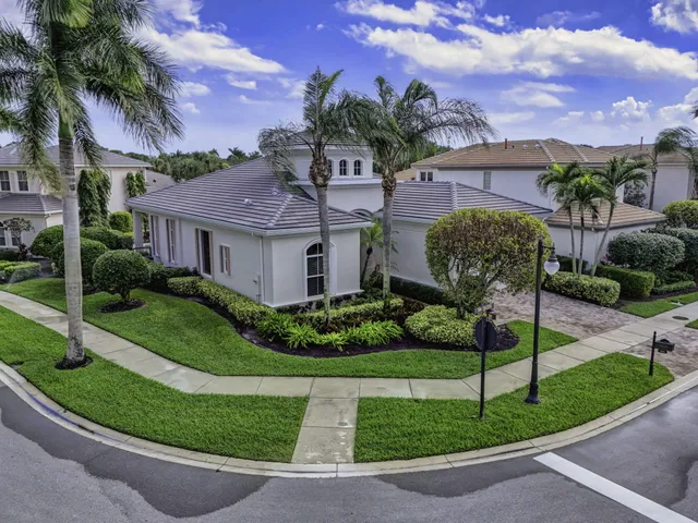 $1,999,000 | 502 VÃa Toledo, Palm Beach Gardens, FL 33418