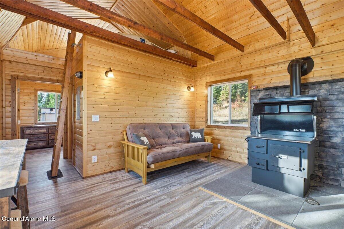 1435 Canyon Ridge Lane Plummer, ID 83851 - Photo 12 of 74 12-Living Room