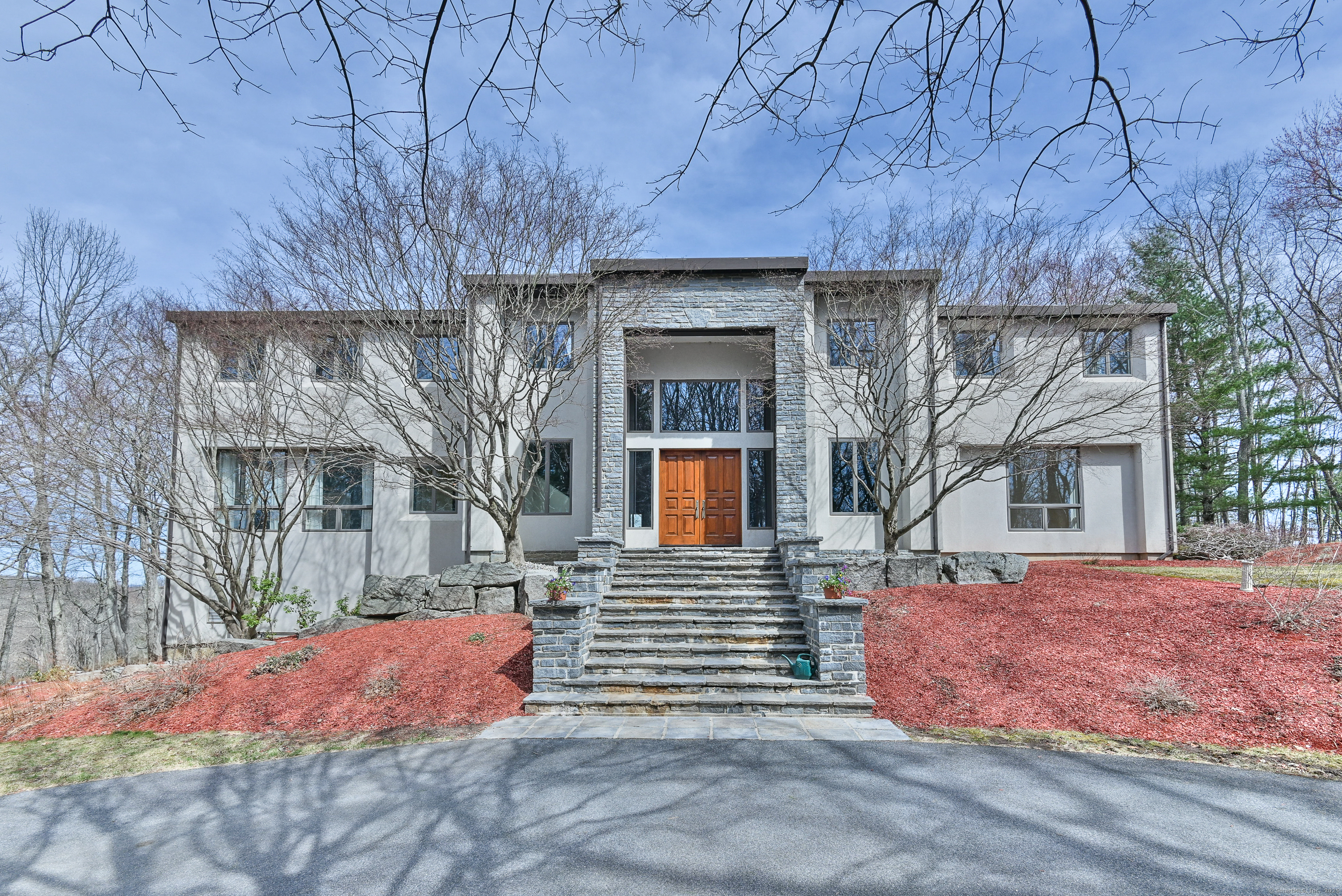 562 Taft Pond Road Pomfret, CT 06259 - Photo 1 of 1