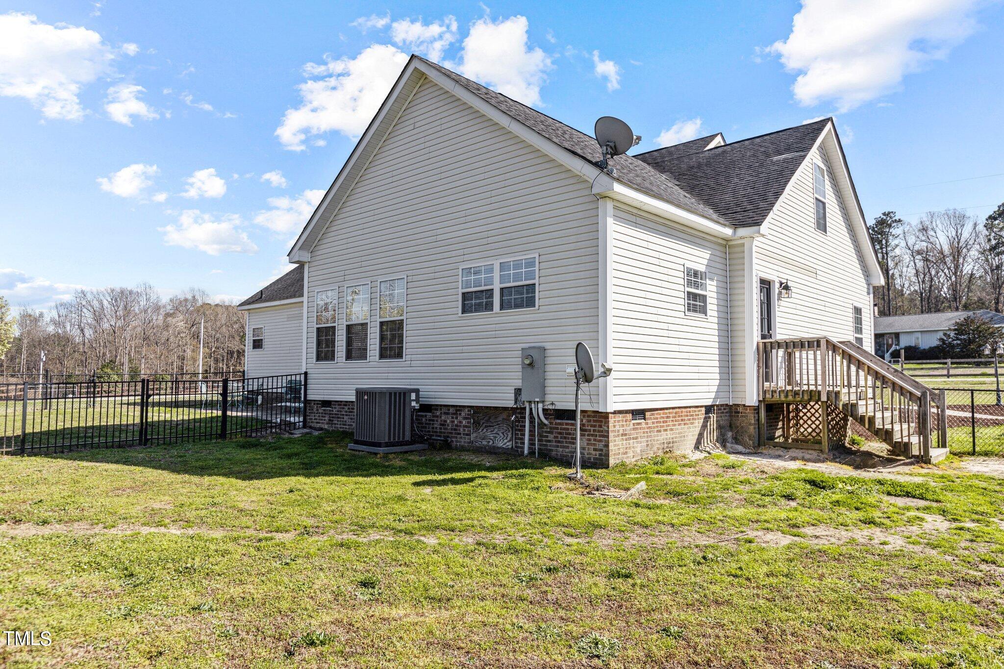 4409 Watervista Trail Raleigh, NC 27616 - Photo 39 of 47 42-web-or-mls-IMGL2107