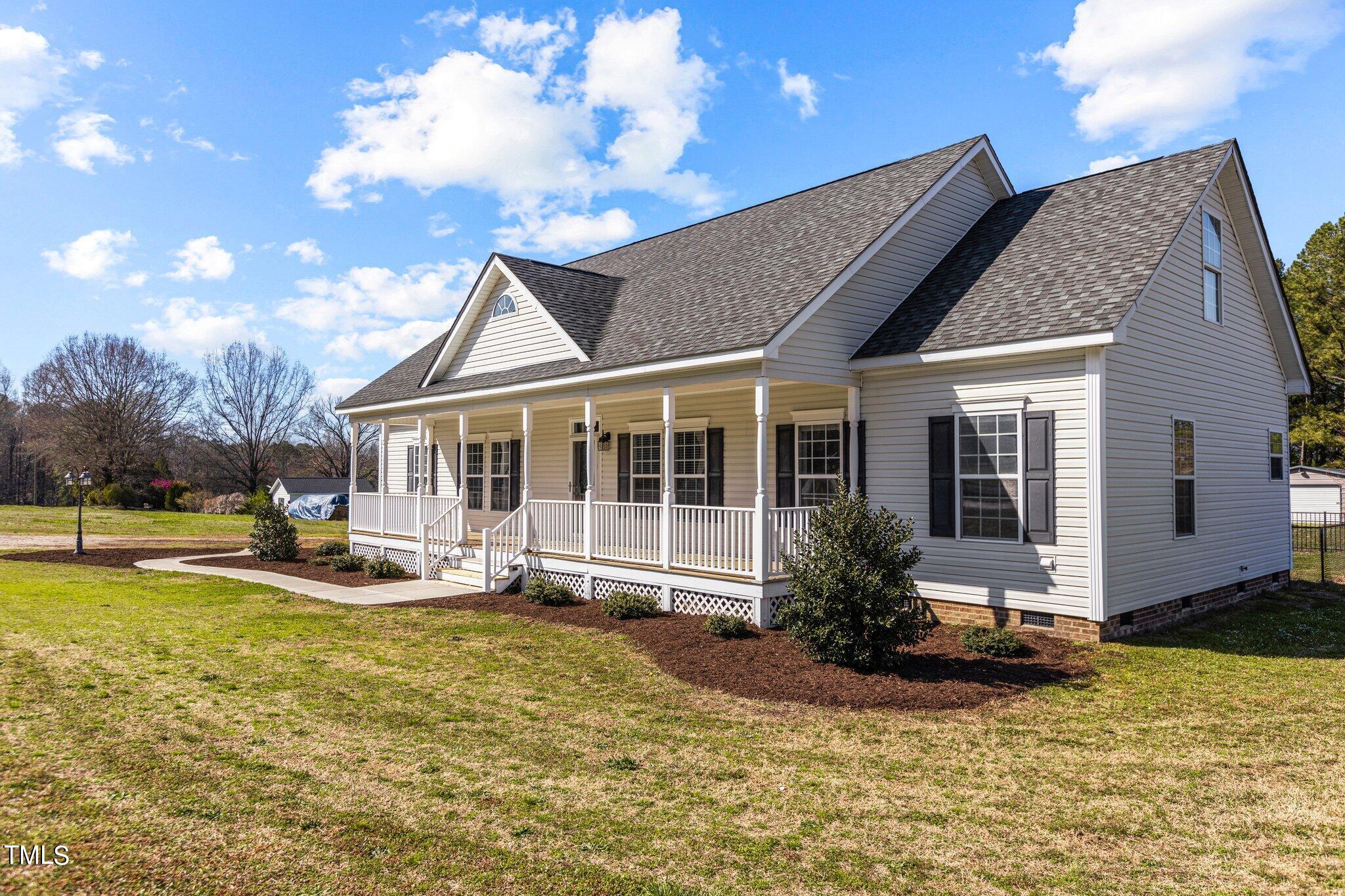 4409 Watervista Trail Raleigh, NC 27616 - Photo 5 of 47 6-web-or-mls-IMGL2102