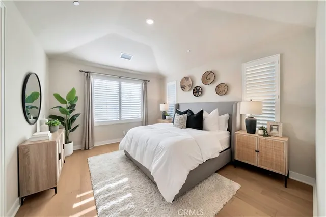 $1,999,999 | 111 Linda Vista, Irvine, CA 92618