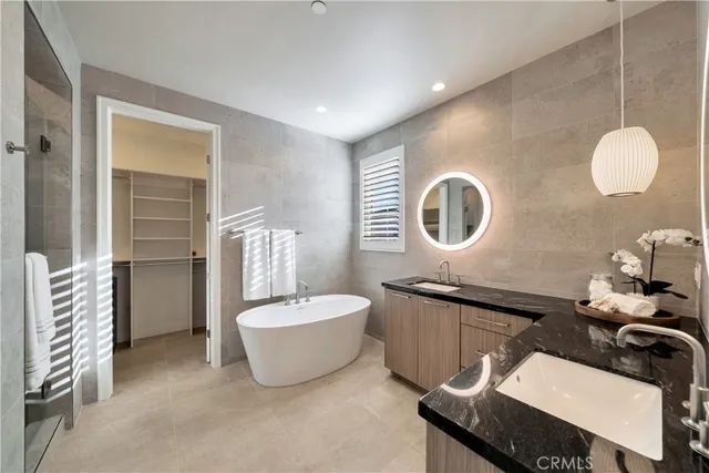 $1,999,999 | 111 Linda Vista, Irvine, CA 92618