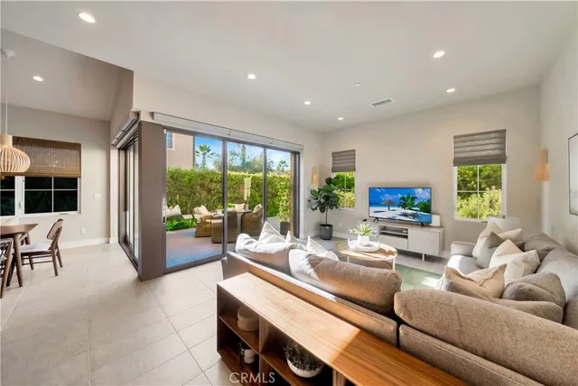 $1,999,999 | 111 Linda Vista, Irvine, CA 92618