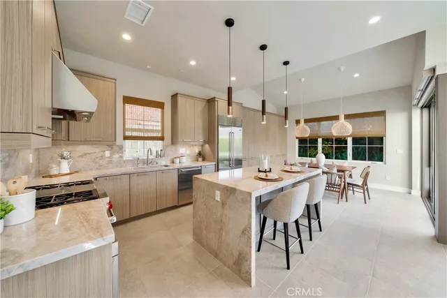 $1,999,999 | 111 Linda Vista, Irvine, CA 92618