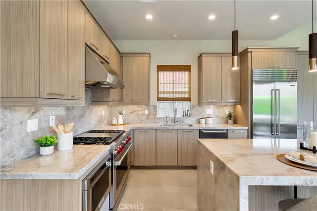 $1,999,999 | 111 Linda Vista, Irvine, CA 92618