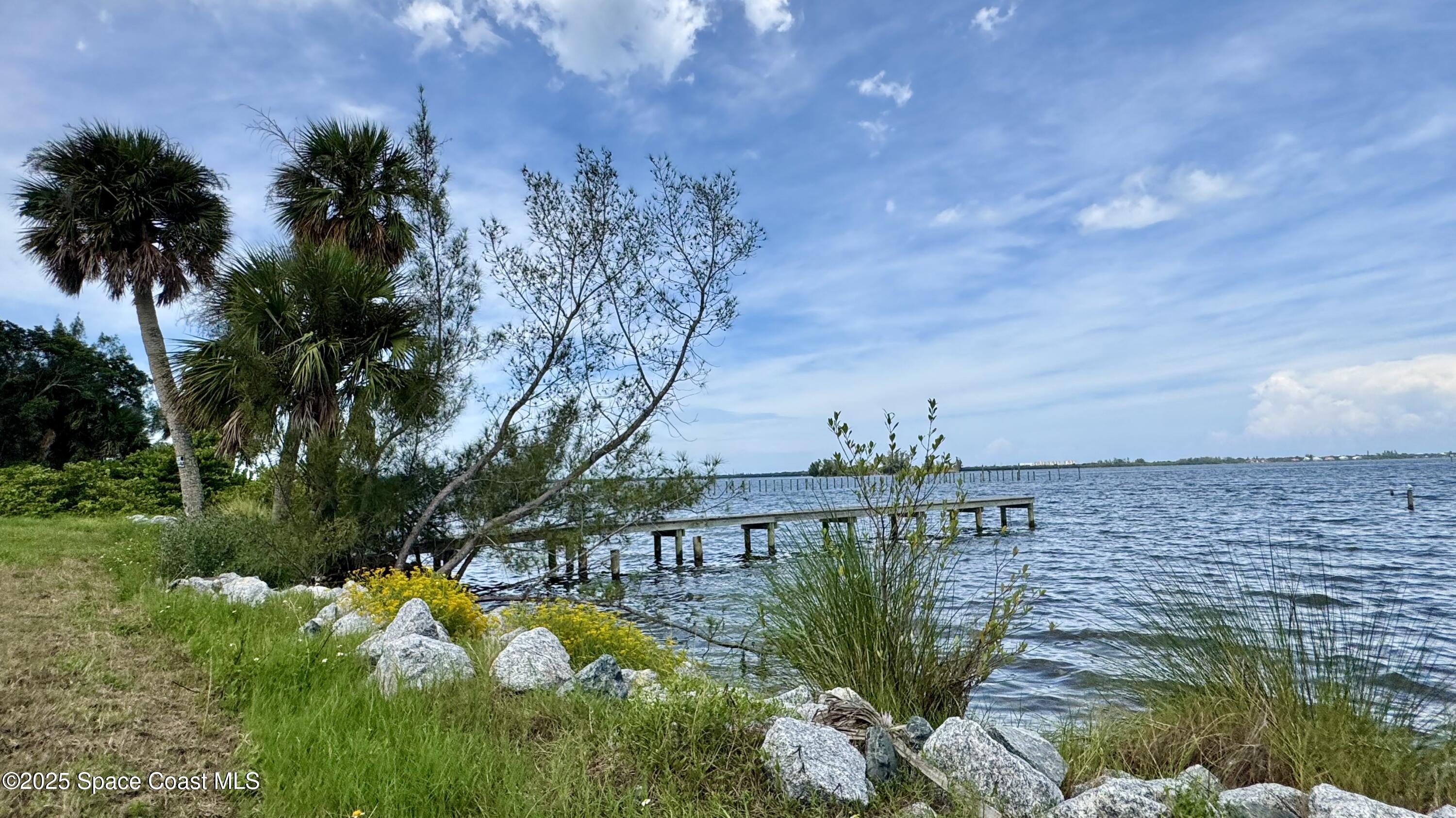 6810 U.S. Rte 1 Grant Valkaria, FL 32949 - Photo 3 of 13 DIRECT INDIAN RIVER ACCESS
