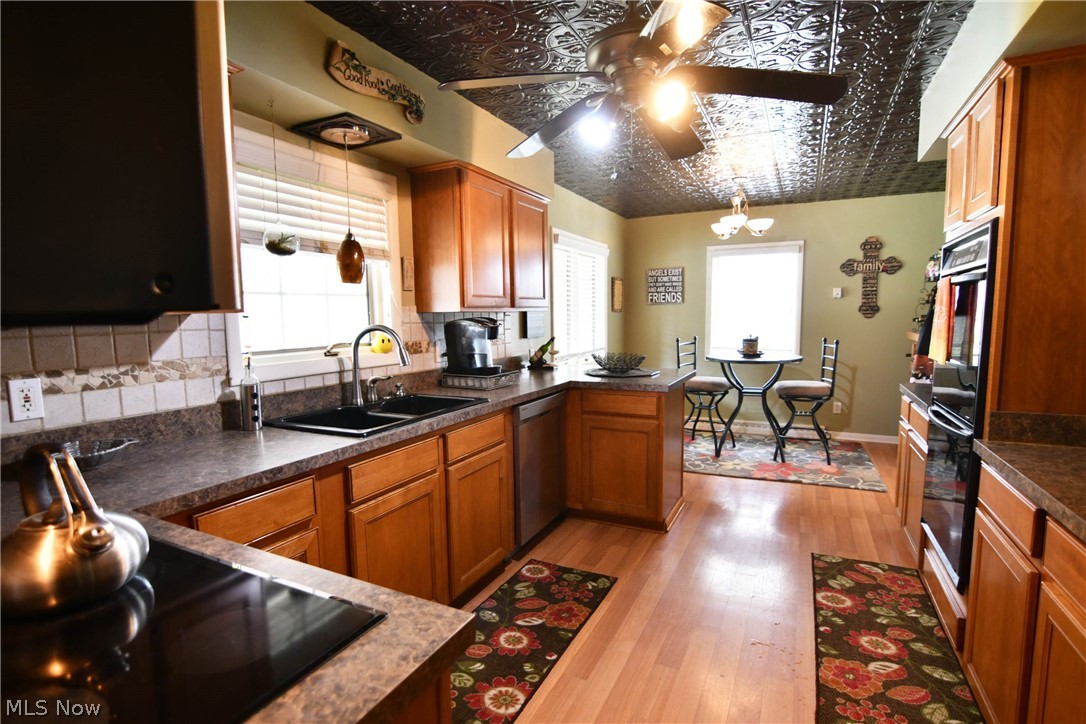 588 Overwood Road Akron, OH 44313 - Photo 7 of 35 Gallery Image 7