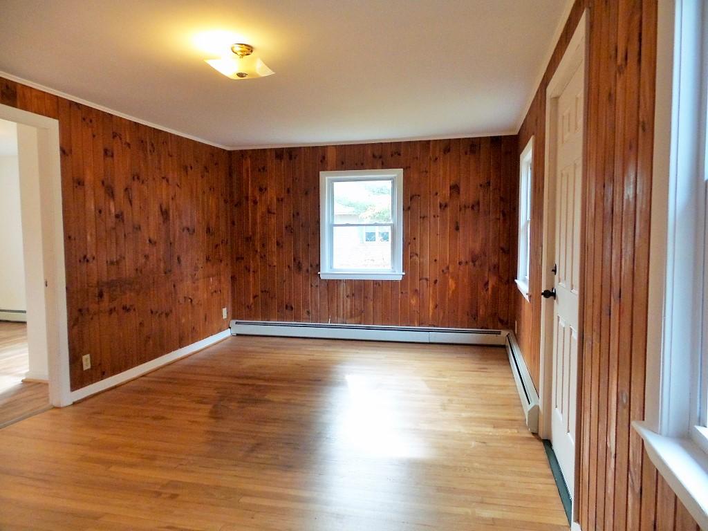 206 China Road Winslow, ME 04901 - Photo 7 of 25 Living Room