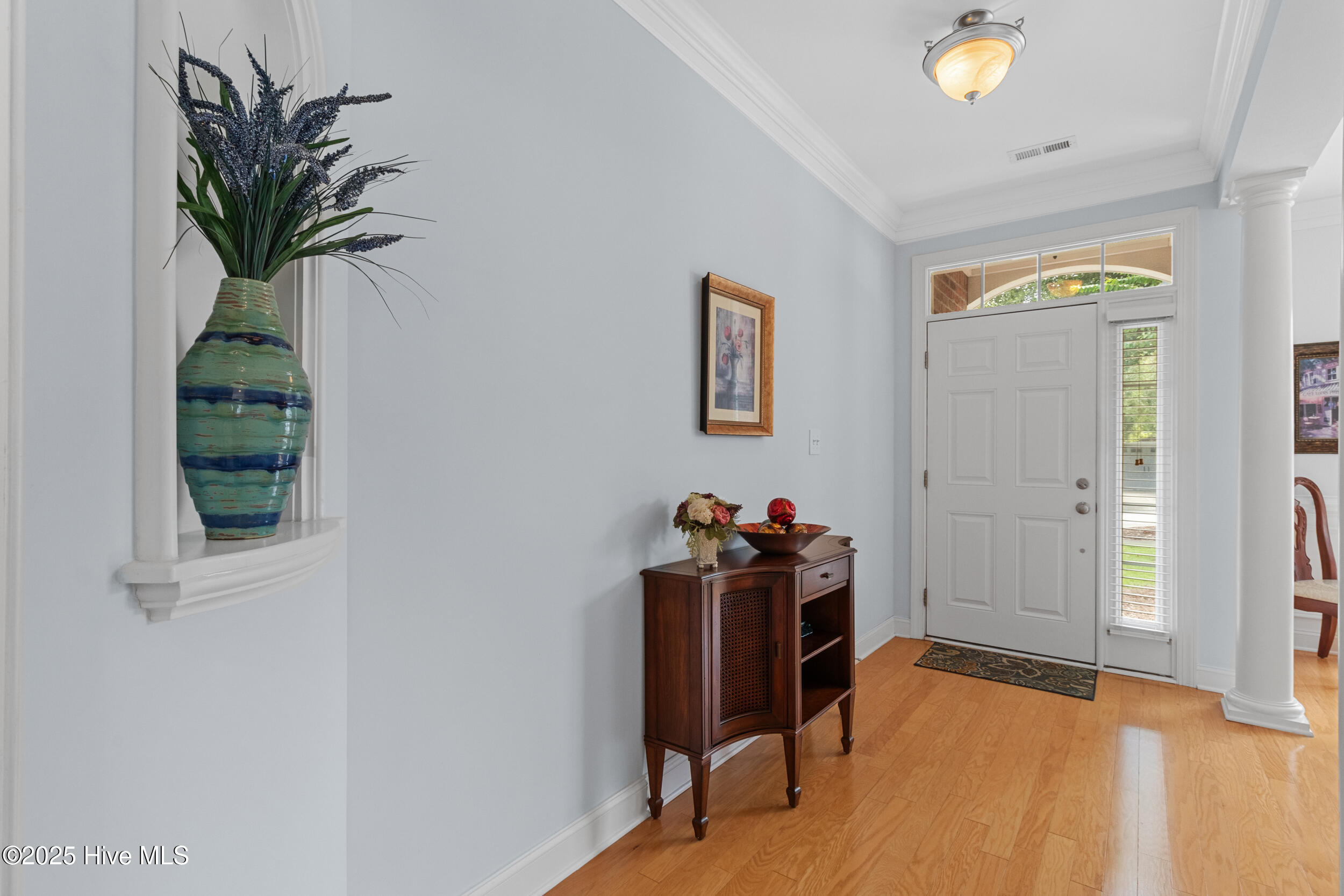 509 Wallington Road Wilmington, NC 28409 - Photo 8 of 42 14_foyer
