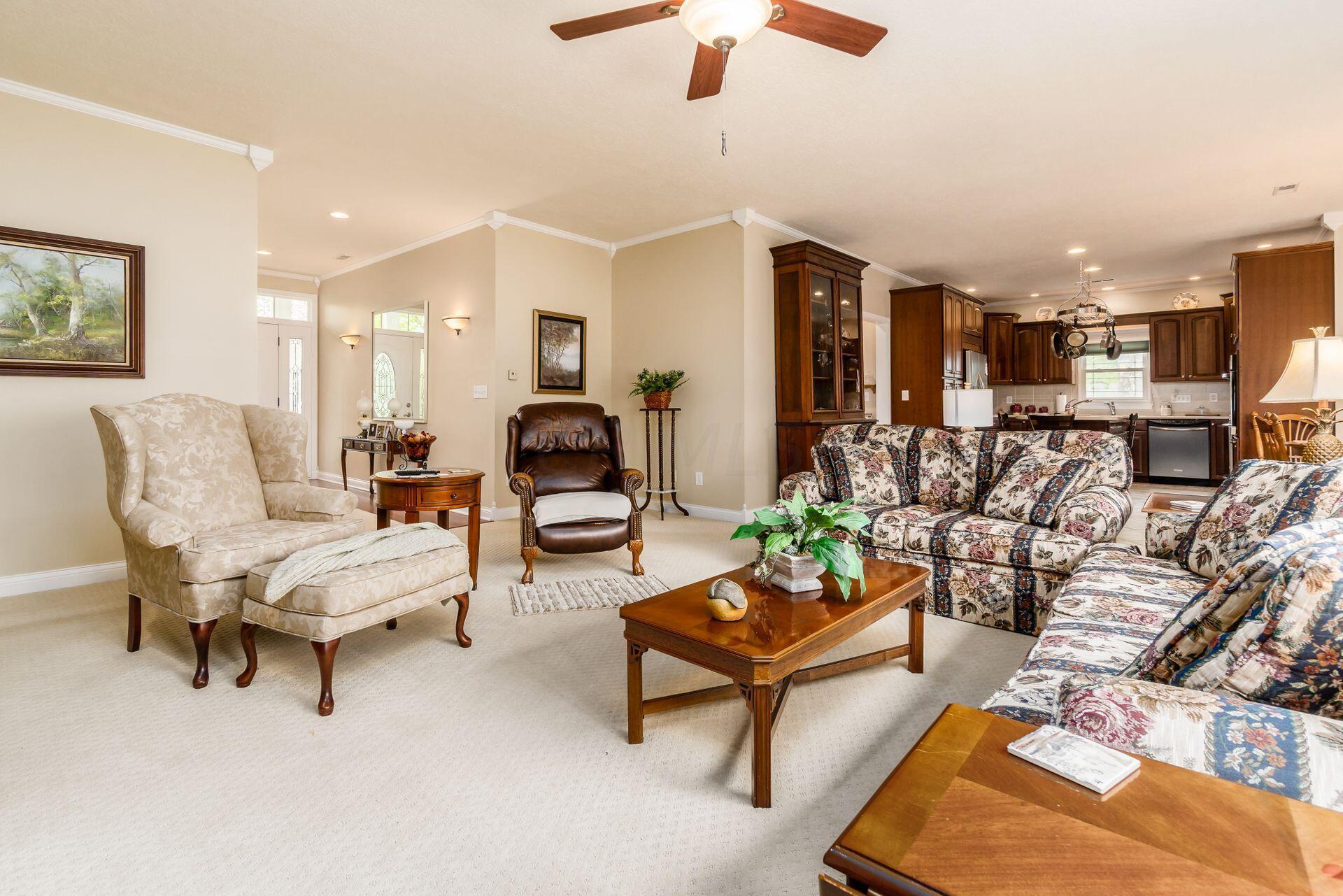 561 East Johnstown Road Gahanna, OH 43230 - Photo 13 of 67 023_ 561 E Johnstown Rd - 065