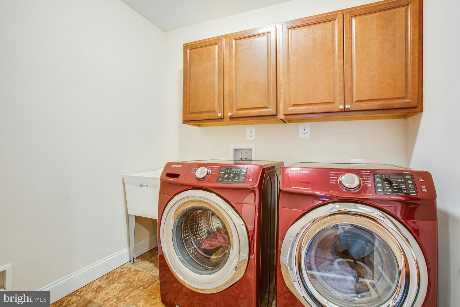 2252 Partlow Road Beaverdam, VA 23015 - Photo 31 of 52 Upper-level laundry room