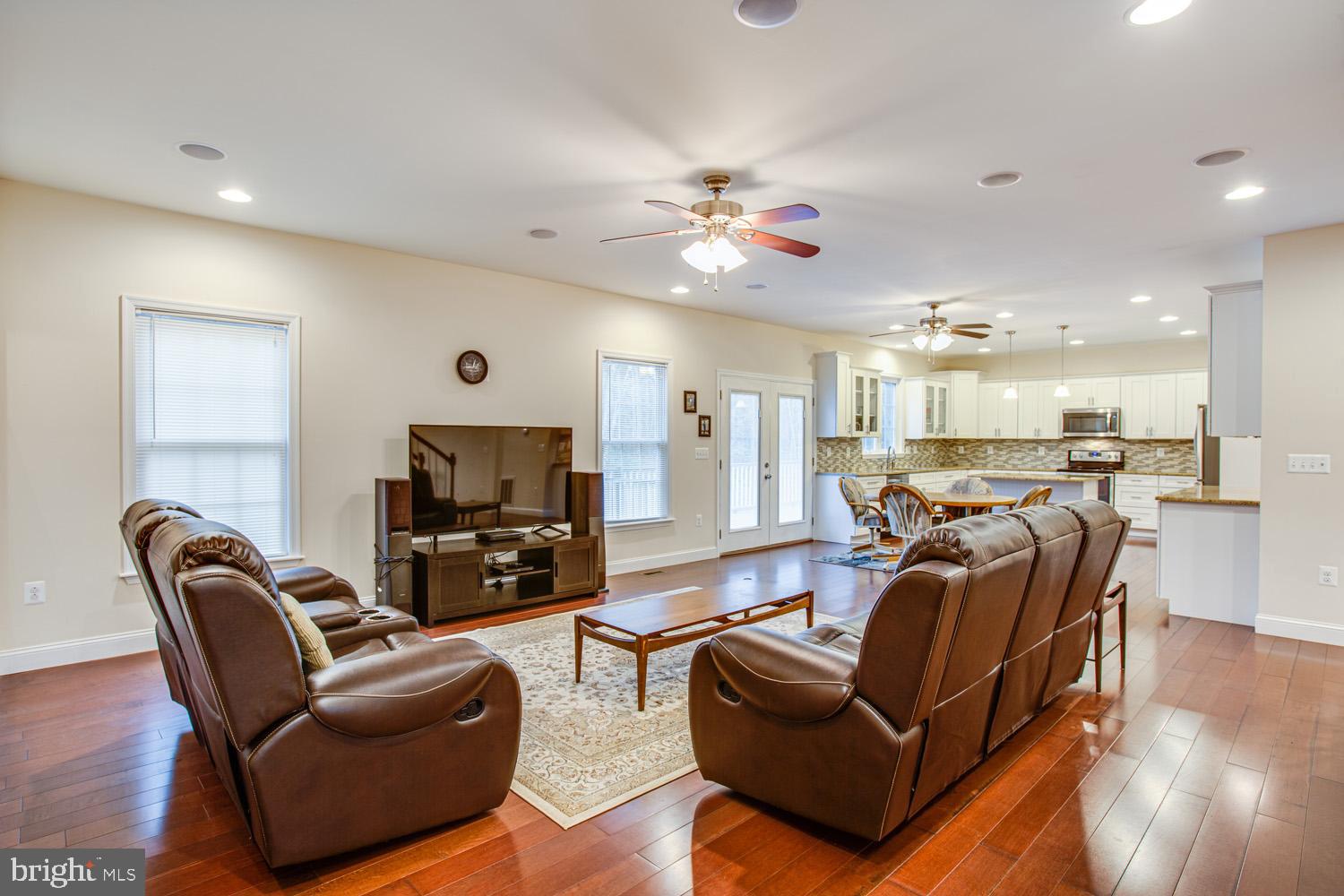 2252 Partlow Road Beaverdam, VA 23015 - Photo 10 of 52 Family room