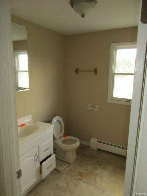 8054 Avoca Road Avoca, MI 48006 - Photo 11 of 12 220306920.JPG
