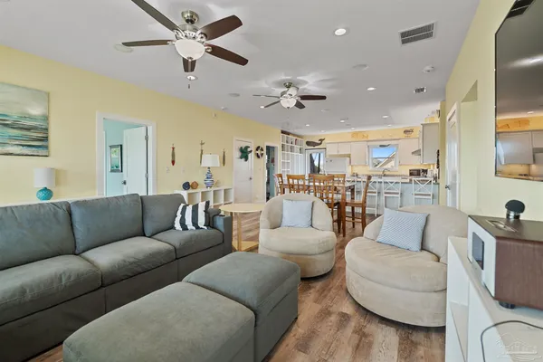 $1,299,999 | 8162 Gulf Boulevard, Navarre Beach, FL 32566