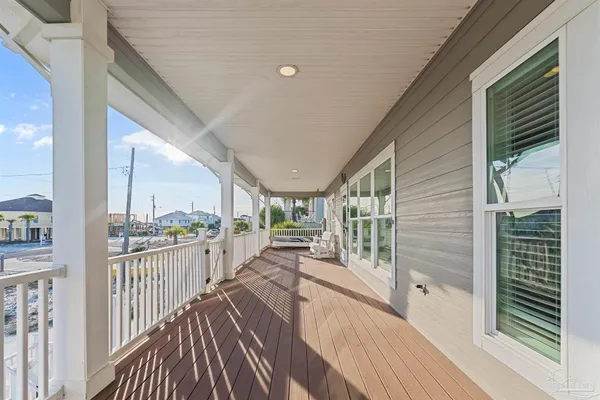 $1,299,999 | 8162 Gulf Boulevard, Navarre Beach, FL 32566