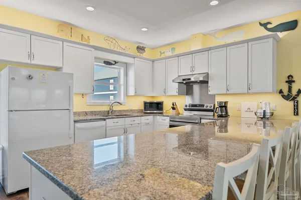 $1,299,999 | 8162 Gulf Boulevard, Navarre Beach, FL 32566