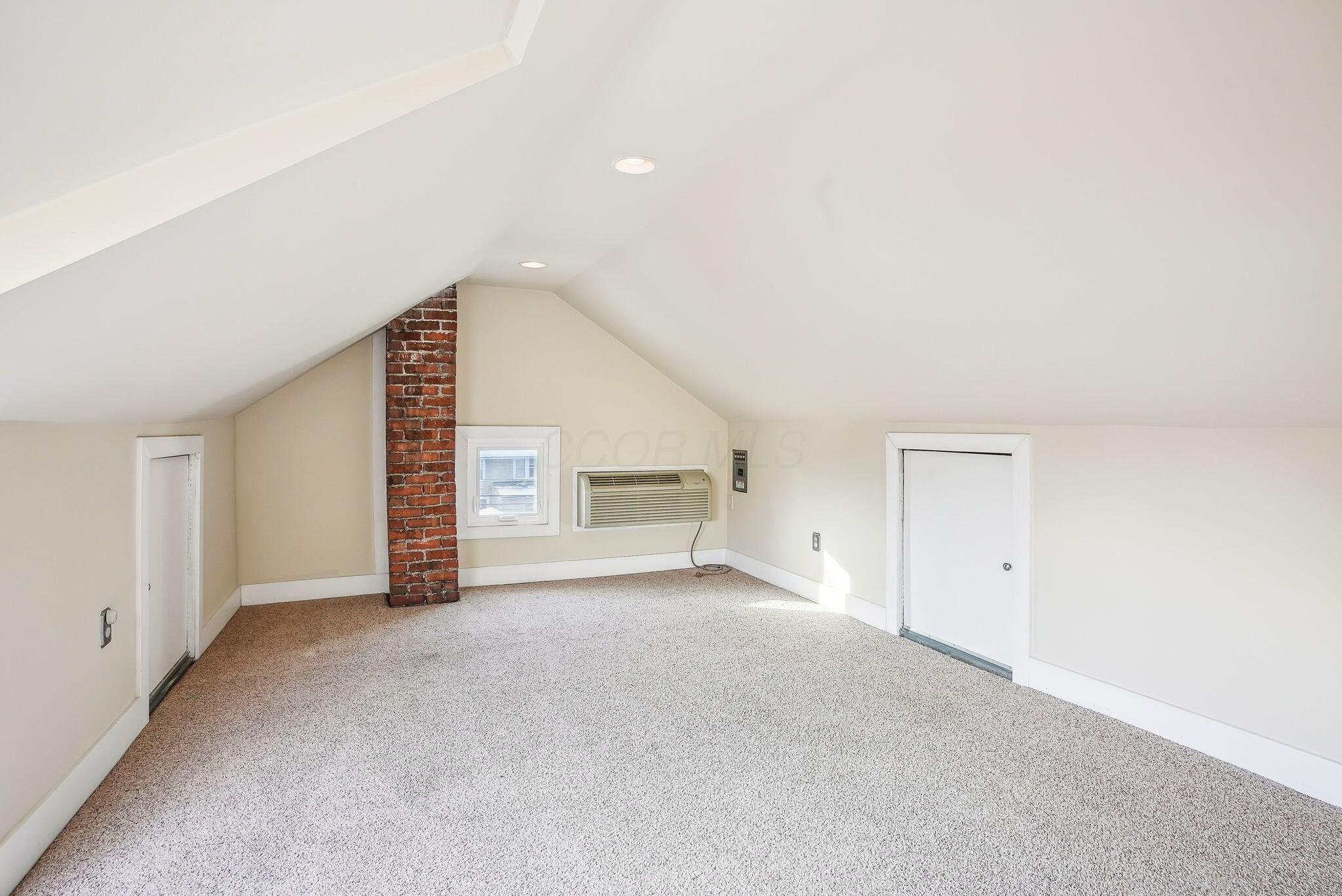 215 East Weber Road Columbus, OH 43202 - Photo 17 of 32 3rd level
