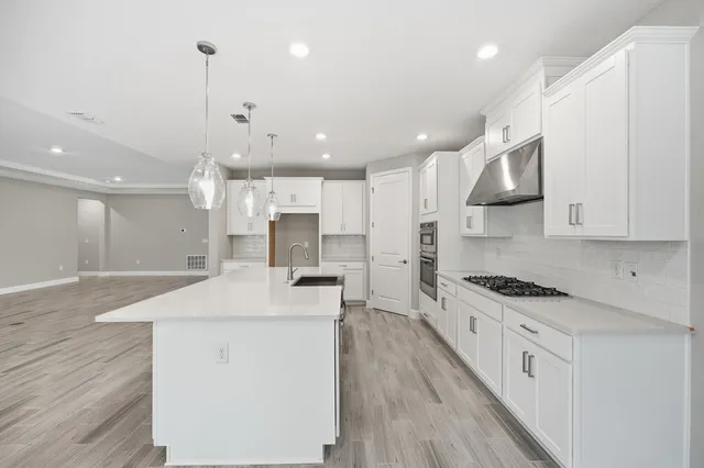 $642,799 | 86049 Living Waters Run, Yulee, FL 32097