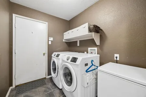 $370,000 | 8413 Island Court, Fort Worth, TX 76137