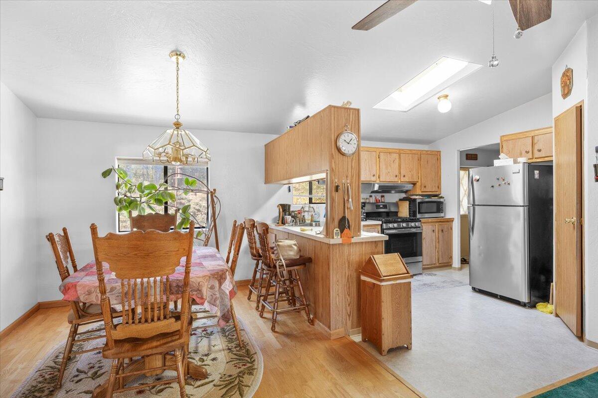 11615 Michael Road White City, OR 97503 - Photo 7 of 30 05-CI_5246