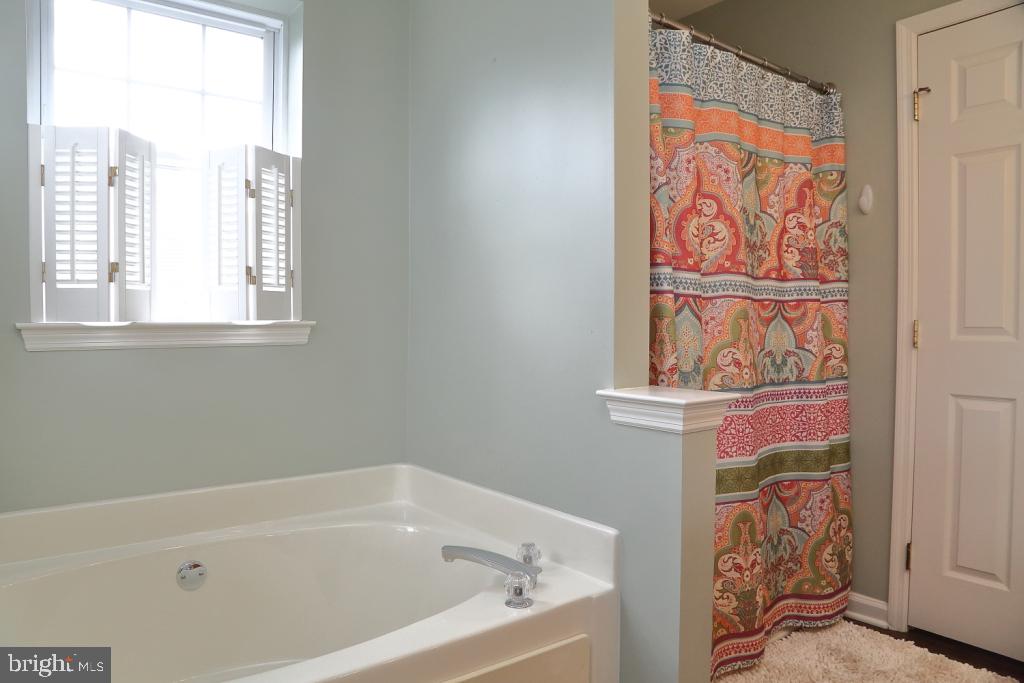 276 Cambridge Lane Lititz, PA 17543 - Photo 34 of 41