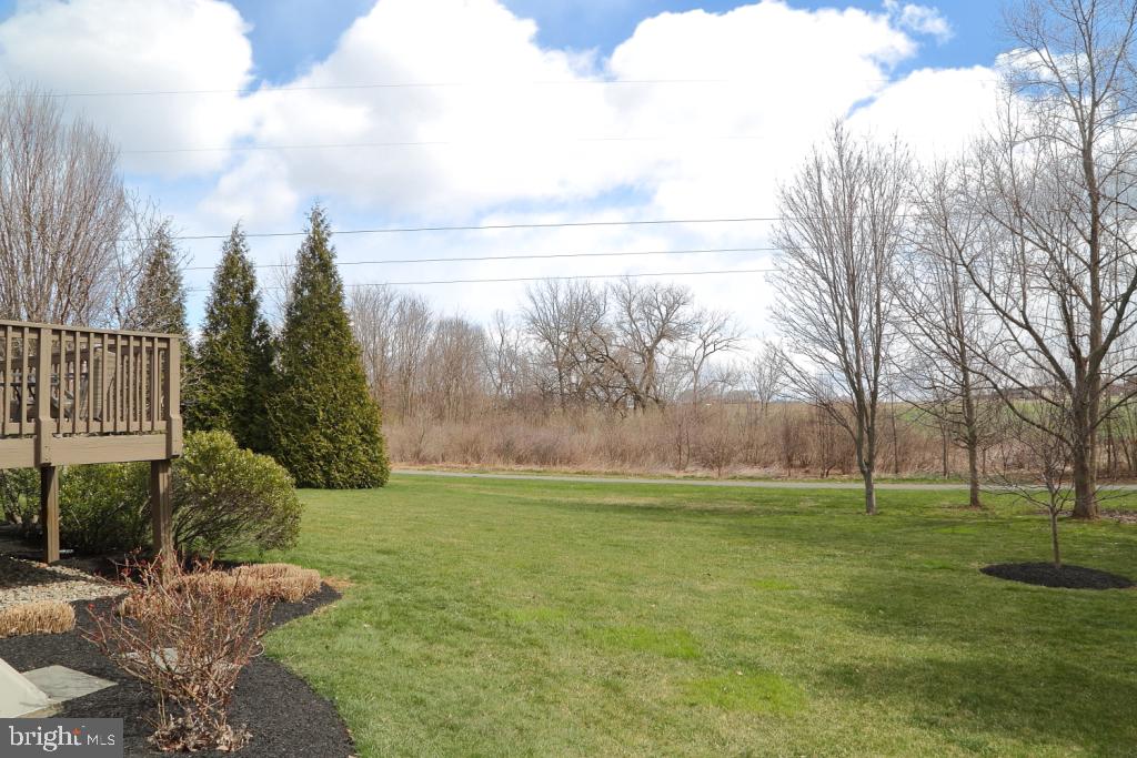 276 Cambridge Lane Lititz, PA 17543 - Photo 4 of 41
