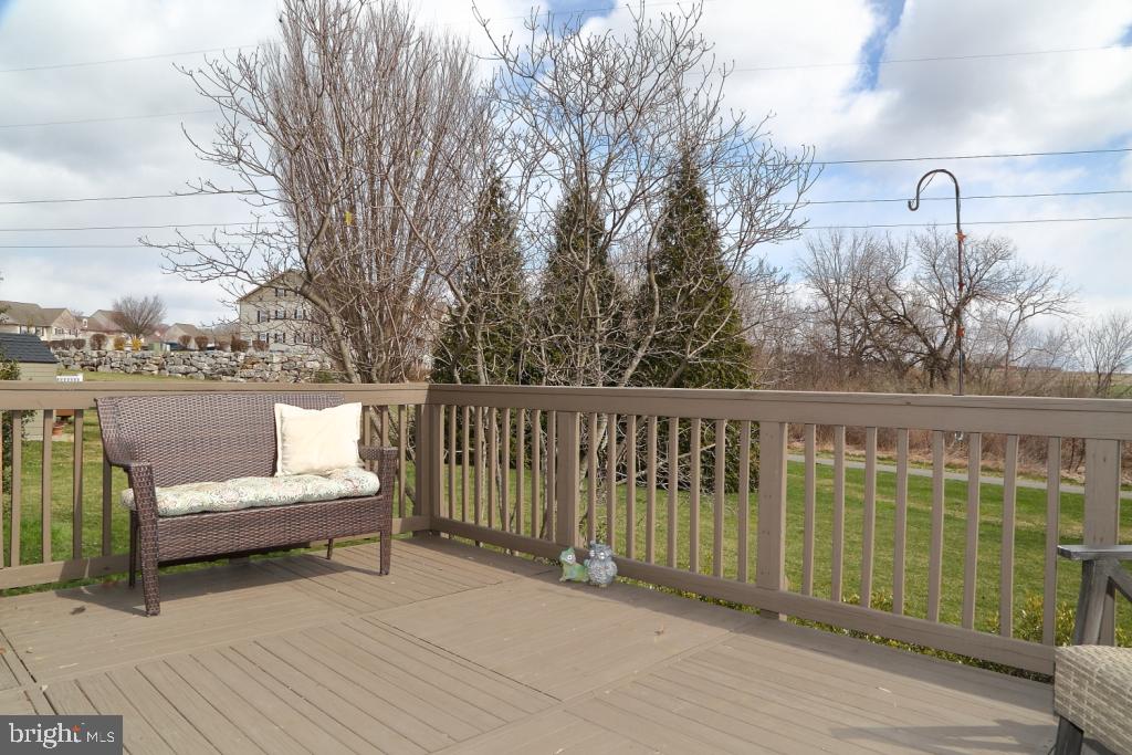 276 Cambridge Lane Lititz, PA 17543 - Photo 8 of 41