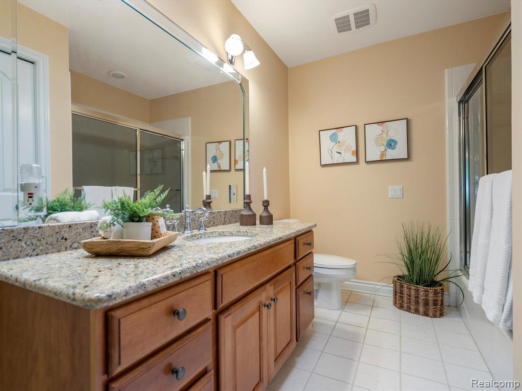 1331 Avon Circle West Rochester Hills, MI 48309 - Photo 31 of 54