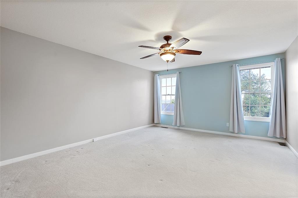 33 Castle View Drive McKees Rocks, PA 15136 - Photo 12 of 25