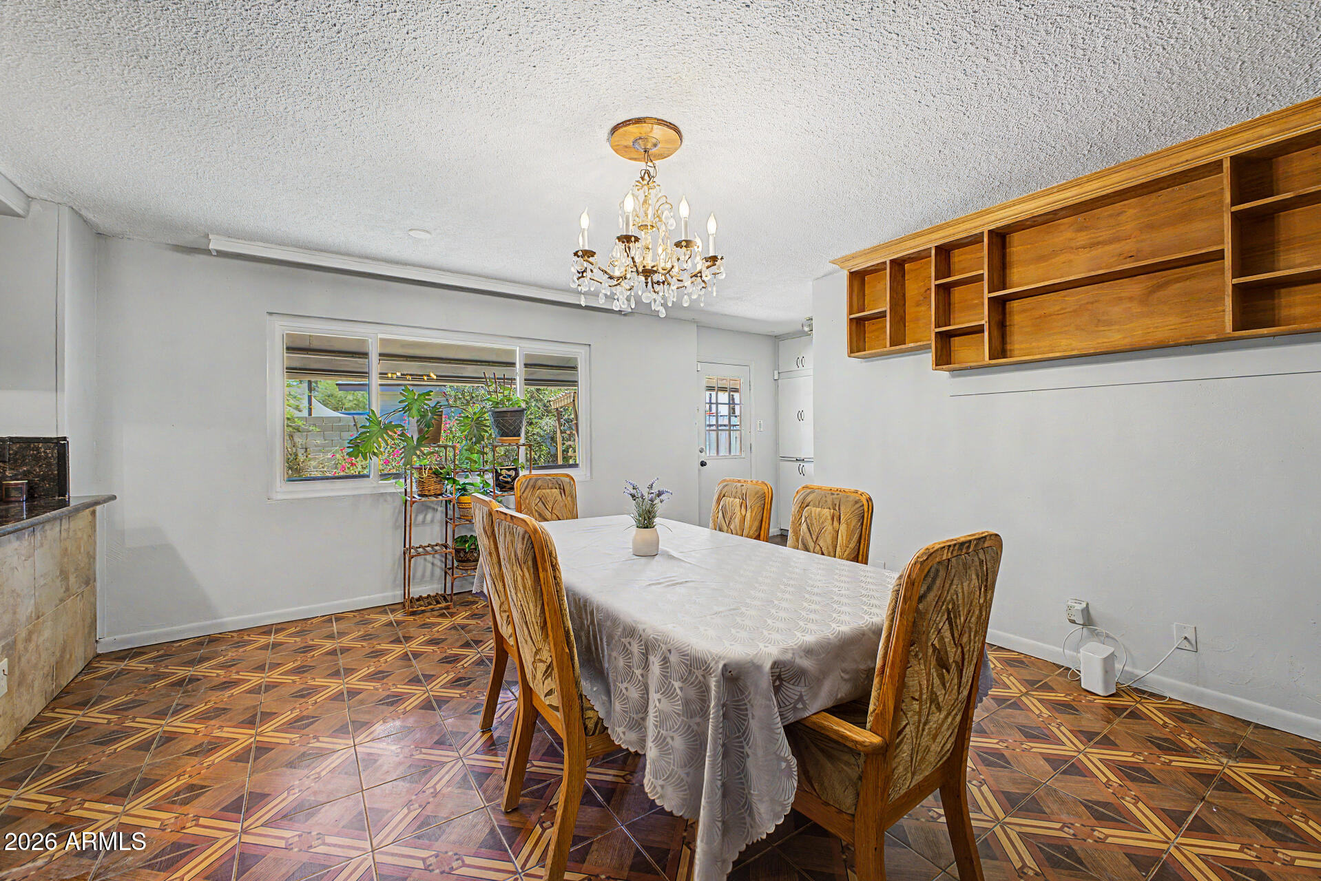 2227 West Rovey Avenue Phoenix, AZ 85015 - Photo 6 of 26 08 - Rovey