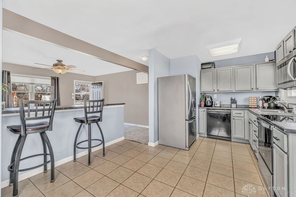 5533 Sharp Road Dayton, OH 45432 - Photo 14 of 26