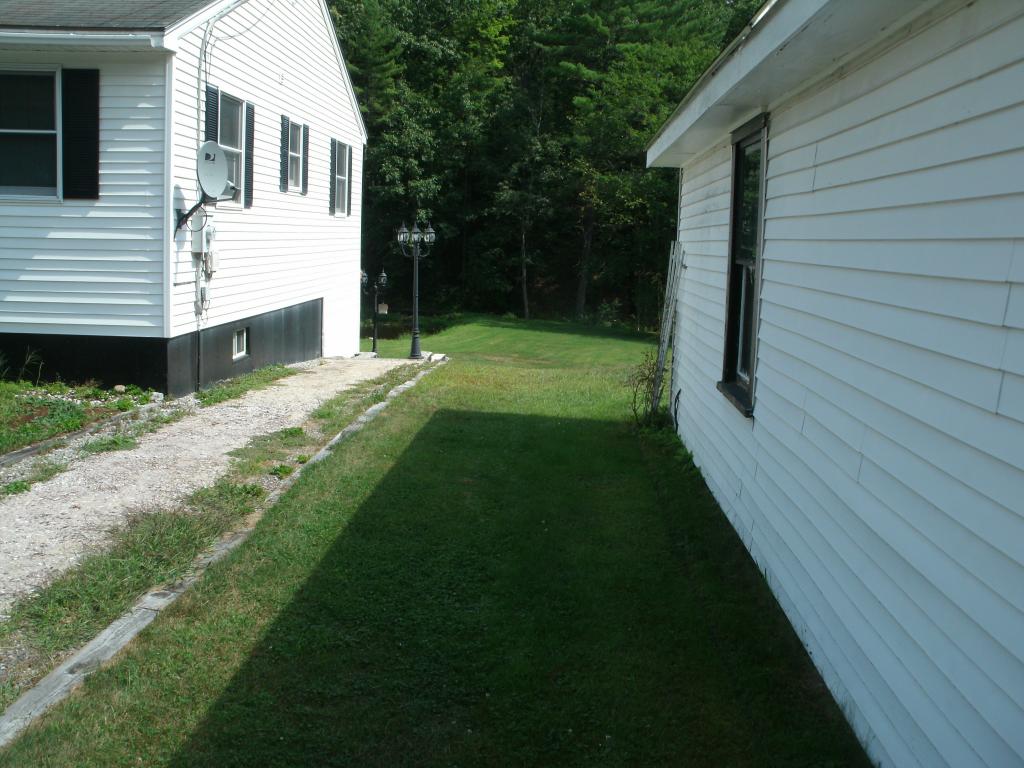 318 Concord Road Northfield, NH 03276 - Photo 11 of 36