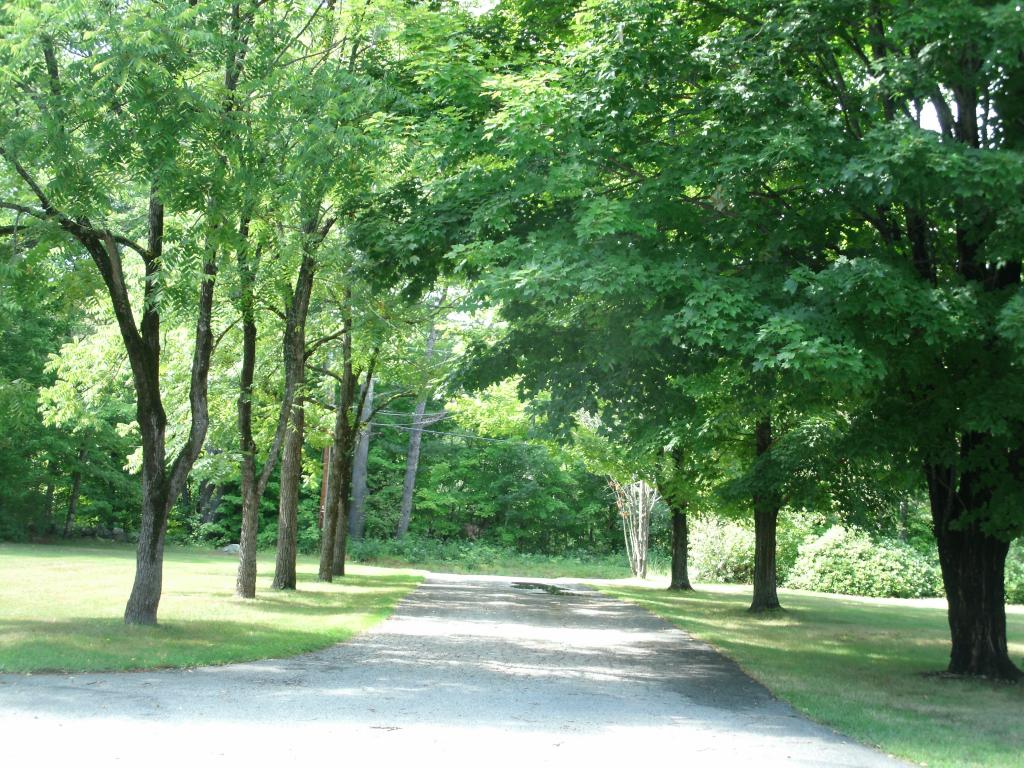 318 Concord Road Northfield, NH 03276 - Photo 16 of 36