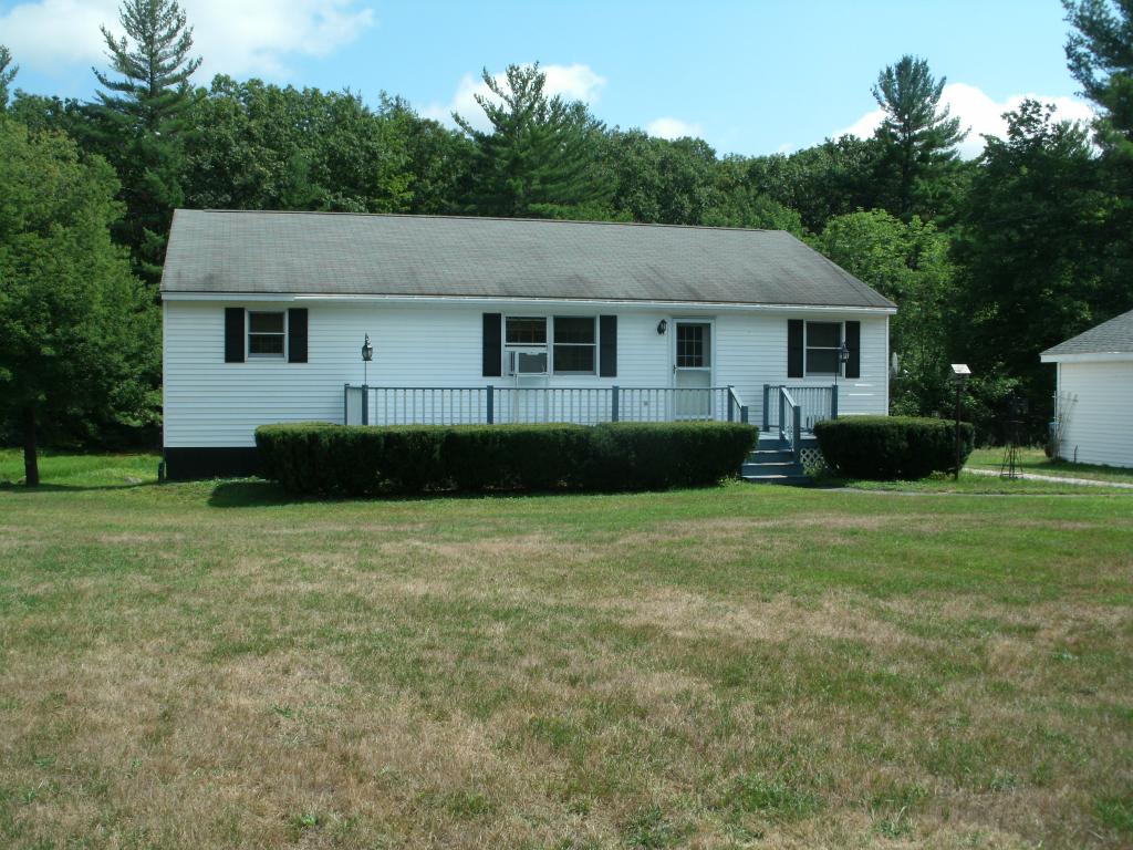 318 Concord Road Northfield, NH 03276 - Photo 3 of 36