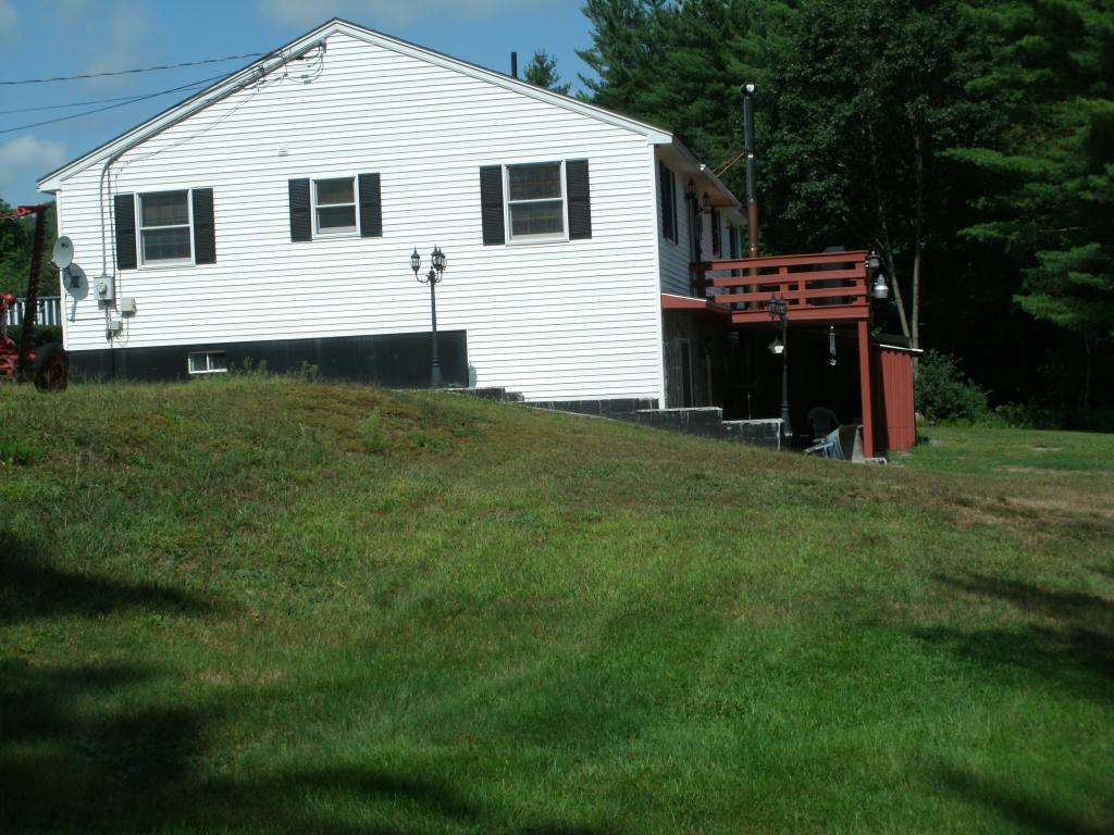 318 Concord Road Northfield, NH 03276 - Photo 10 of 36