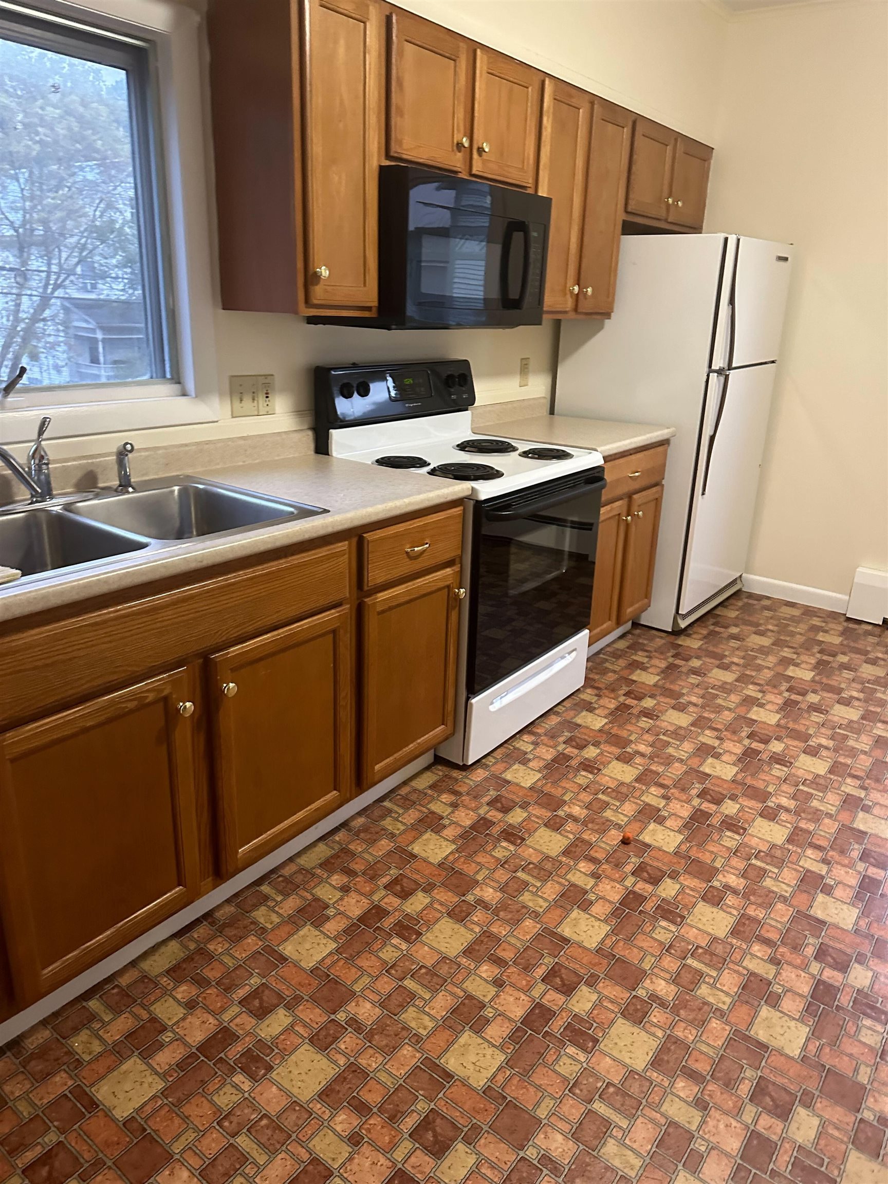 16 East Washington Street Rutland, VT 05701 - Photo 15 of 17 Gallery Image 15