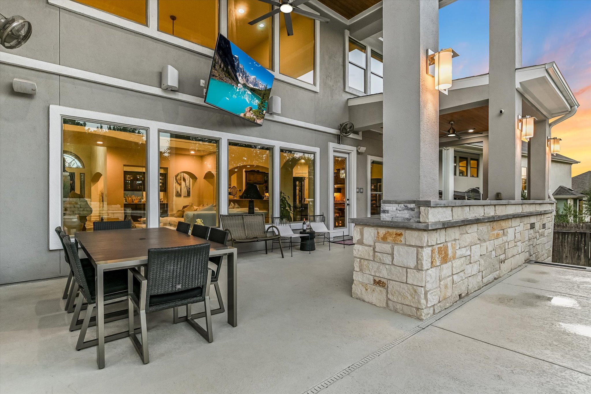 600 Emerald Ridge Drive Austin, TX 78732 - Photo 4 of 40