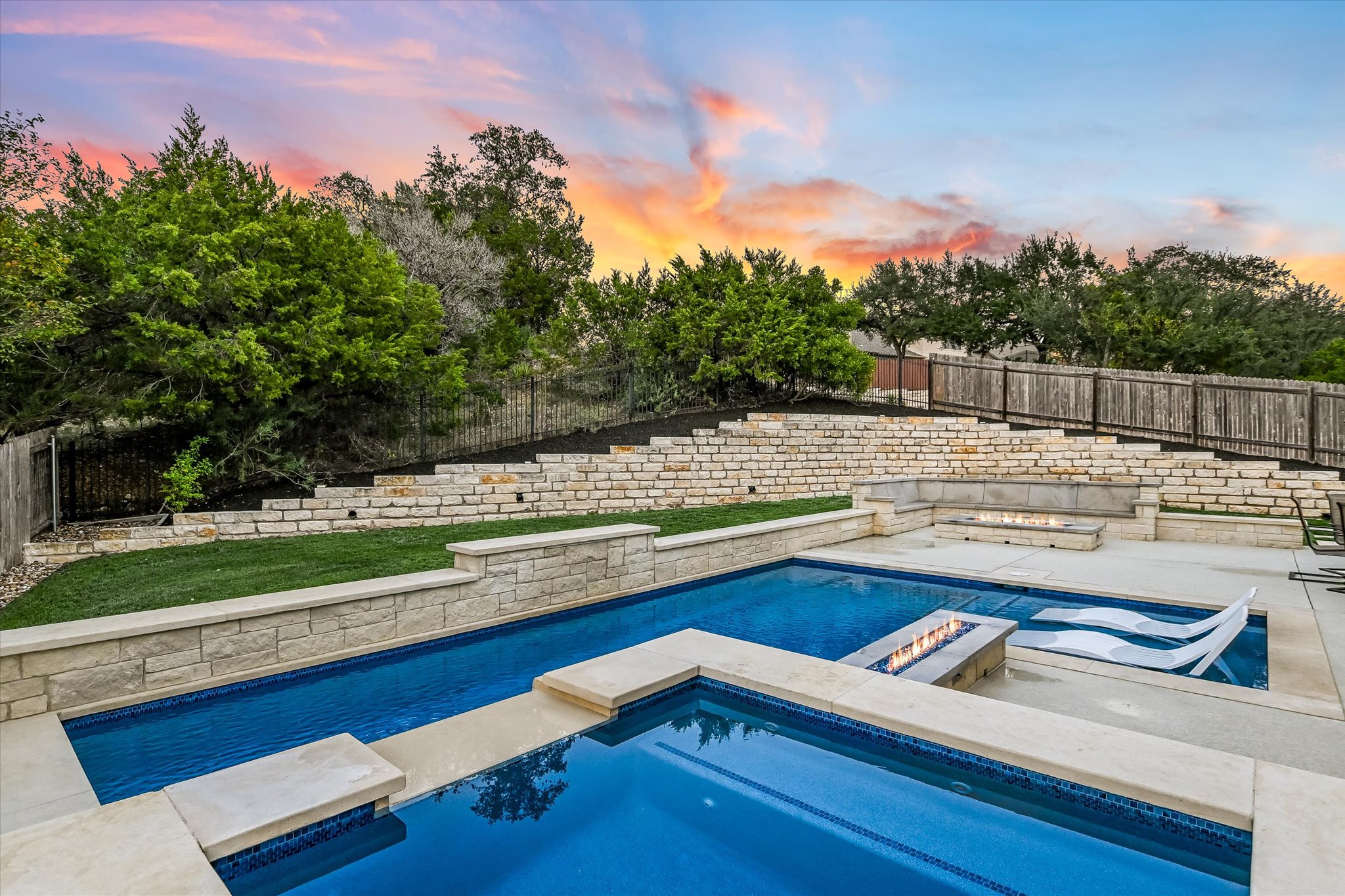 600 Emerald Ridge Drive Austin, TX 78732 - Photo 6 of 40