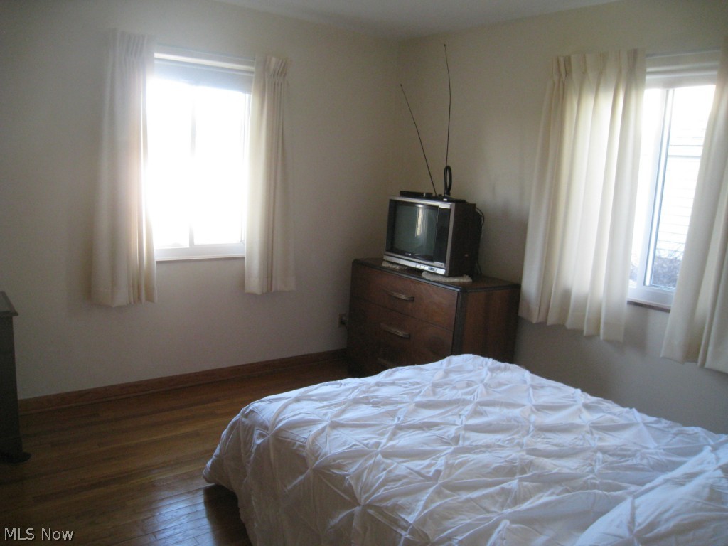 10106 West Pleasant Valley Road Cleveland, OH 44130 - Photo 12 of 17 Gallery Image 12