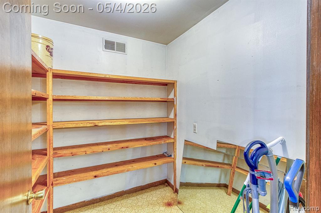12012 Belle River Road Memphis, MI 48041 - Photo 18 of 41