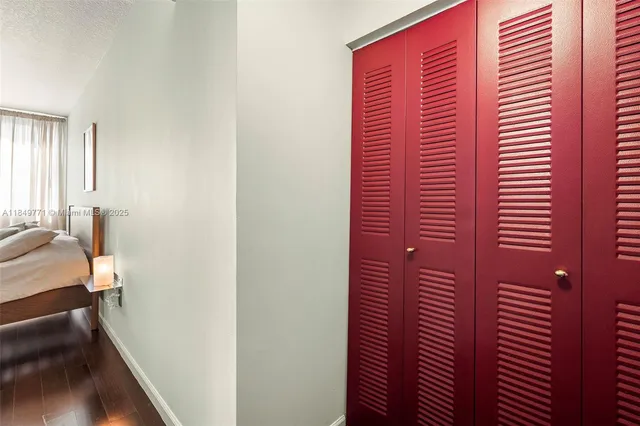 a picture of city view